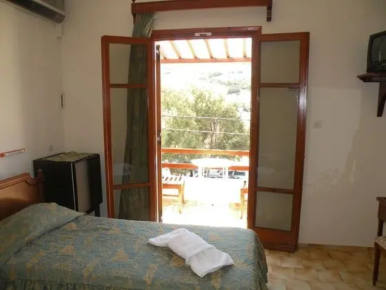 Üç Kişilik Oda (Village View, Upper Floor)