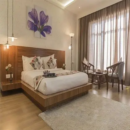 Executive Oda, Dağ Manzaralı