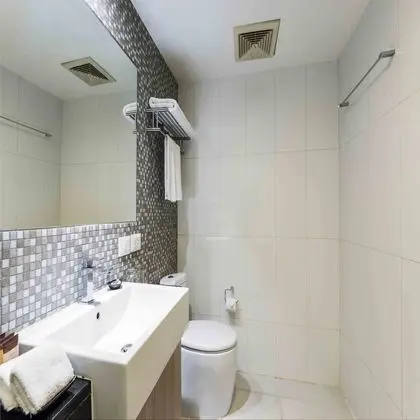 Studio Grand Deluxe