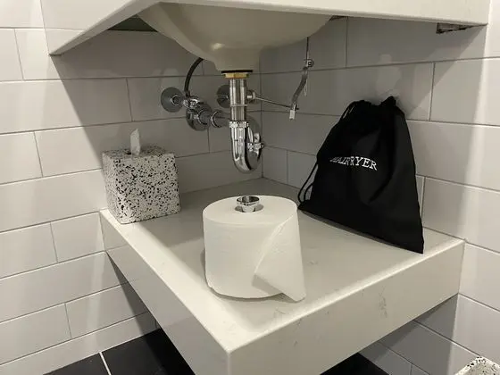 Basic Tek Büyük Yataklı Oda