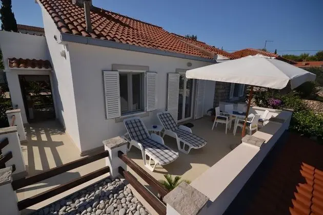 Apart Daire (Maja - 50 m from beach - A1(4))