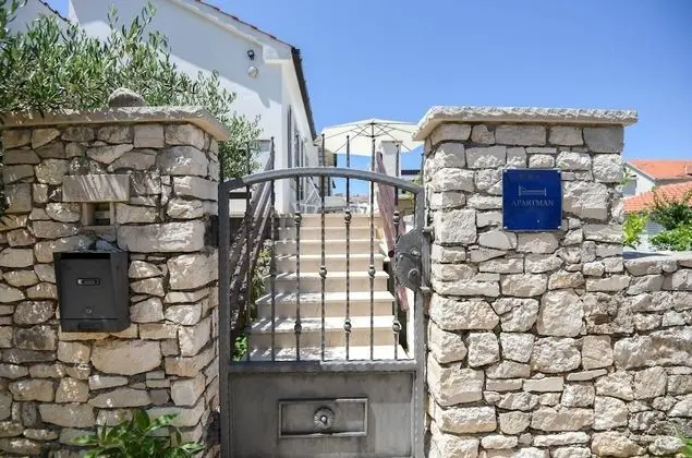 Apart Daire (Maja - 50 m from beach - A1(4))