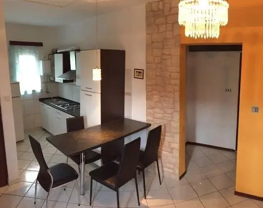 Apart Daire (Maja - 80 m from pebble beach - A1(4+)