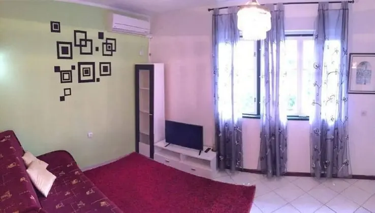 Apart Daire (Maja - 80 m from pebble beach - A1(4+)