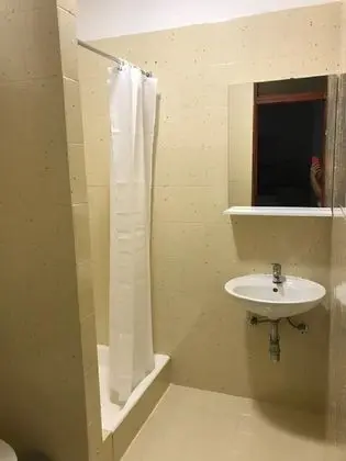 Apart Daire (Maja  - affordable with parking - A2-)