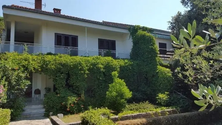 Apart Daire (Maja  - affordable with parking - A2-)