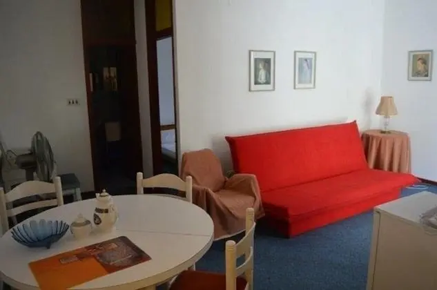 Apart Daire (Maja  - affordable with parking - A2-)