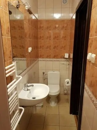 Oda, 3 Tek Kişilik Yatak, Sigara İçilmez