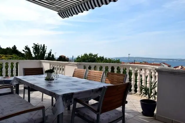 Apart Daire (Maja - big apartment with terrace and)