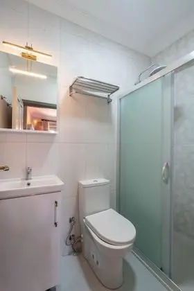Standart Oda, Sokak Manzaralı