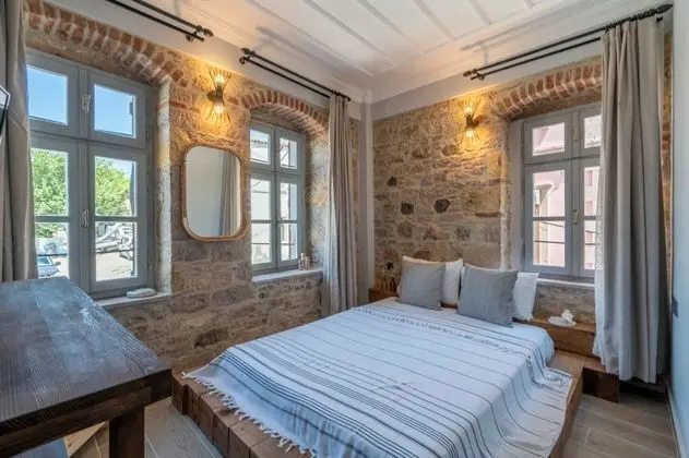 Standart Oda, Sokak Manzaralı