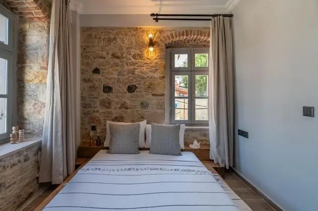 Standart Oda, Sokak Manzaralı