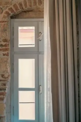 Standart Oda, Sokak Manzaralı