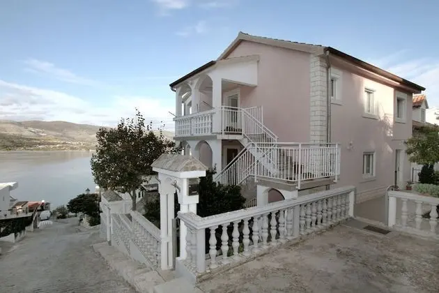 Apart Daire (Maja - sea view - A3(4+2))