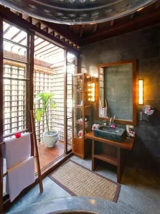 Villa, 3 Yatak Odası, Kişiye Özel Havuzlu, Kısmi Deniz Manzaralı (Raj)