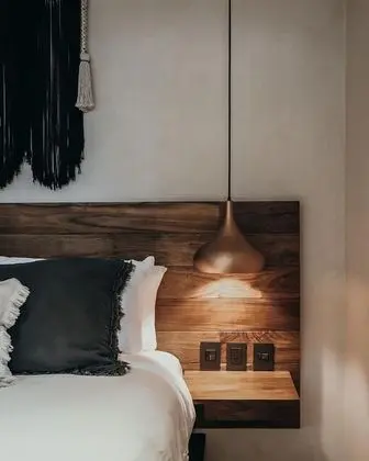 ONE BEDROOM SUITE