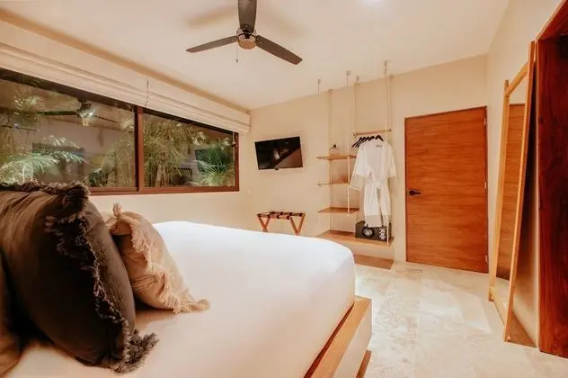 ONE BEDROOM SUITE WITH PLUNGE POOL