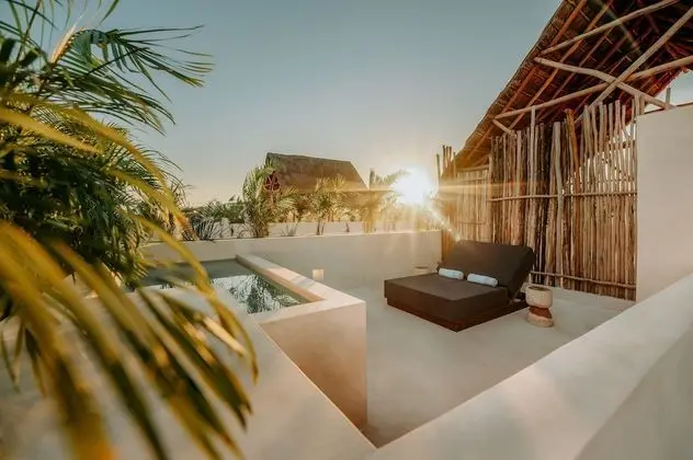 ONE BEDROOM SUITE WITH PLUNGE POOL