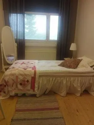 Tek Kişilik Oda, Ortak Banyo