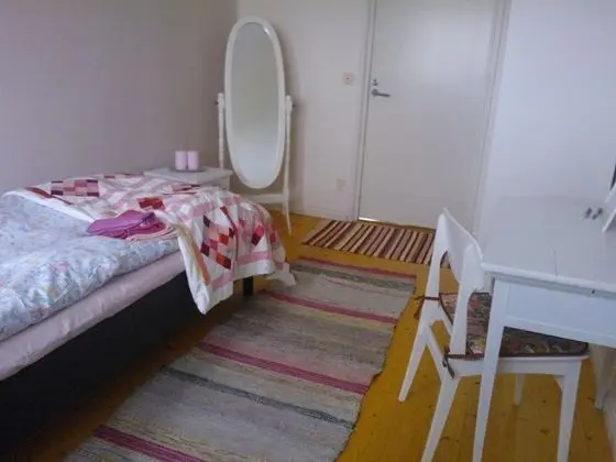 Tek Kişilik Oda, Ortak Banyo