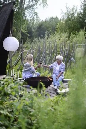 Dört Kişilik Oda, Ortak Banyo