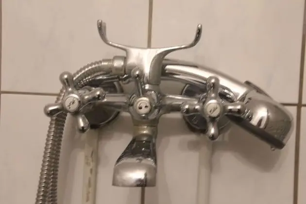 Tek Büyük Yataklı Oda, Ortak Banyo (Vennyn kammari)