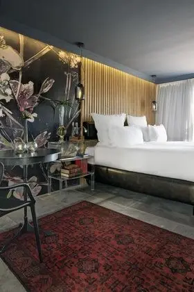 Garden alternative room