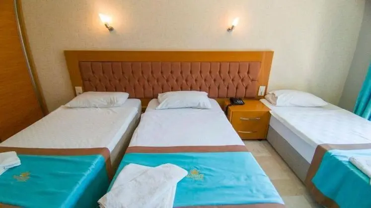 Standart Oda Balkonlu, Havuz Manzaralı, Balkonlu