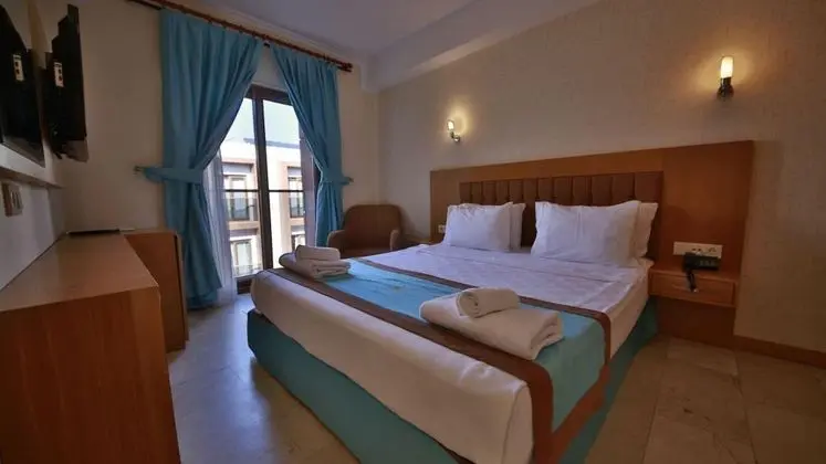Standart Oda, Havuz Manzaralı