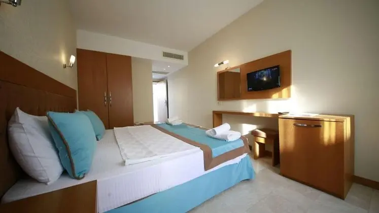 Standart Oda, Havuz Manzaralı