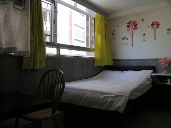 Tek Büyük Yataklı Oda (Bed)