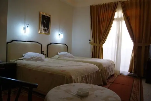 Superior Tek Büyük Yataklı Oda
