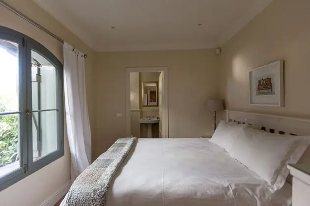 Majestic Apartment 3