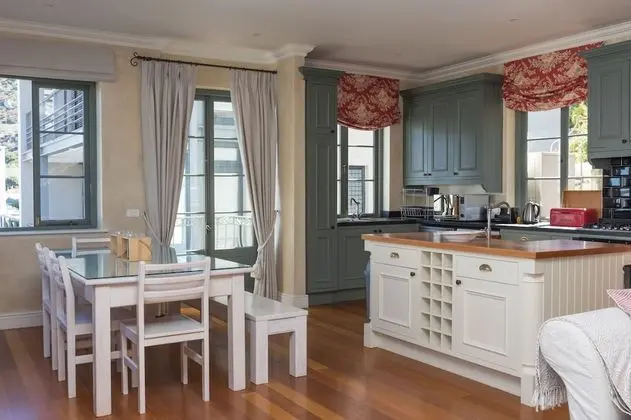 Majestic Apartment 3