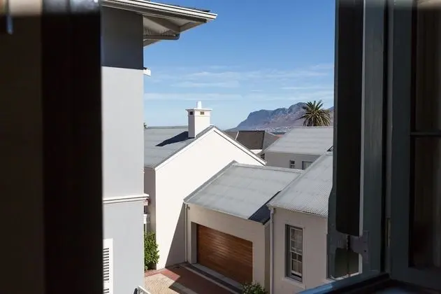 Majestic Apartment 3