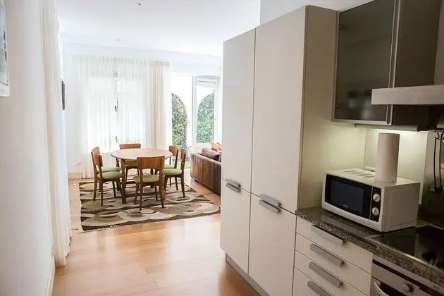 Stüdyo (The Majestic Apartment )