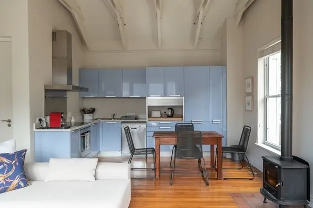 Stüdyo (The Majestic Apartment )