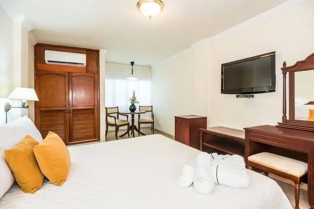 Standard Tek Büyük Yataklı Oda