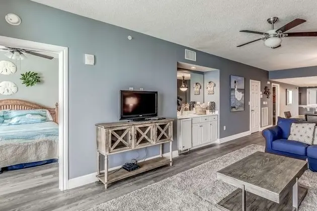 Daire (Majestic Beach Resort 1109 Tower II ()