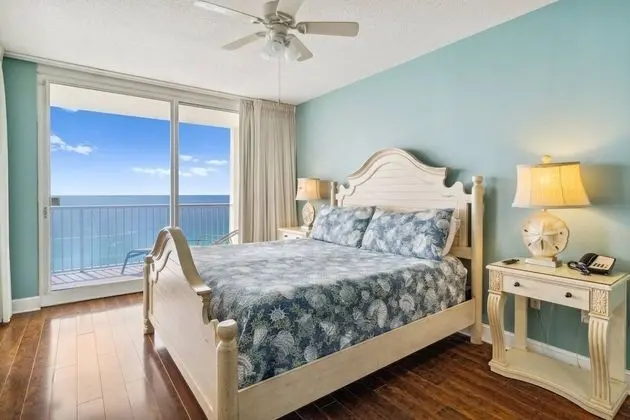 Daire (Majestic Beach Resort Tower II 1709 ()