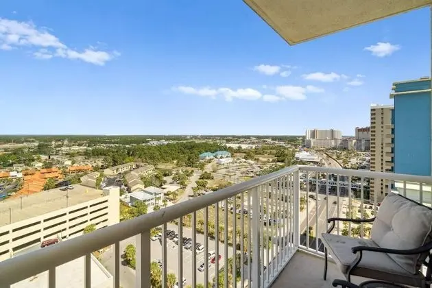 Daire (Majestic Beach Resort Tower II 1709 ()