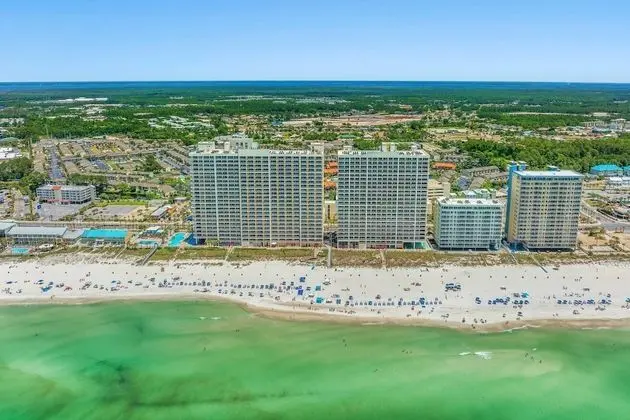 Daire (Majestic Beach Resort Tower II 1709 ()