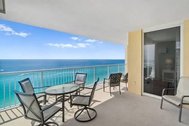 Daire (Majestic Beach Resort Tower II 1709 ()