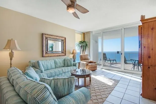 Daire (Majestic Beach Resort Tower II 1709 ()