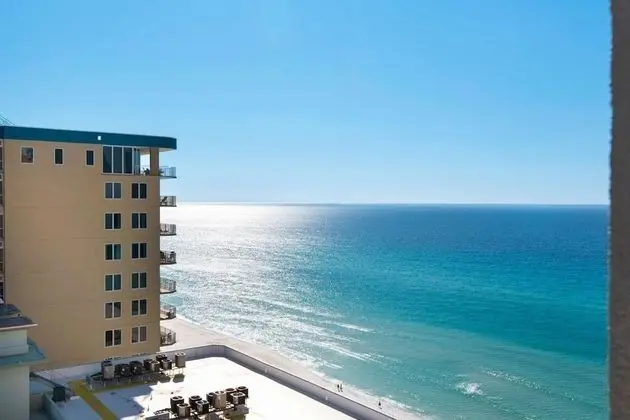 Daire (Majestic Beach Resort Tower II 1709 ()
