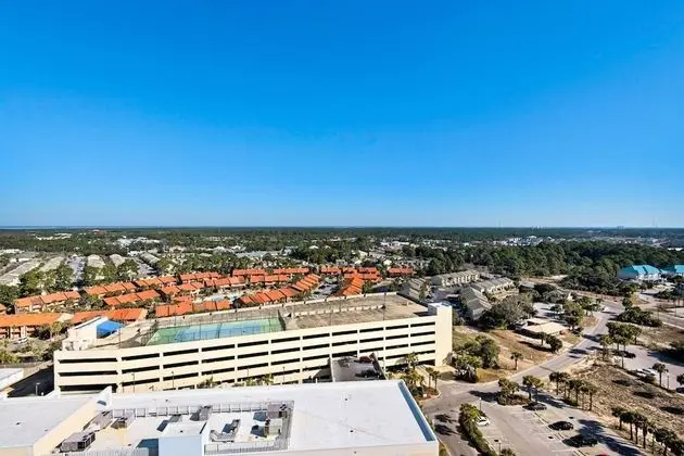 Daire (Majestic Beach Resort Tower II 1709 ()