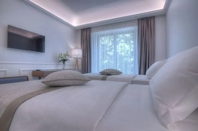 Double or Twin Room with City view