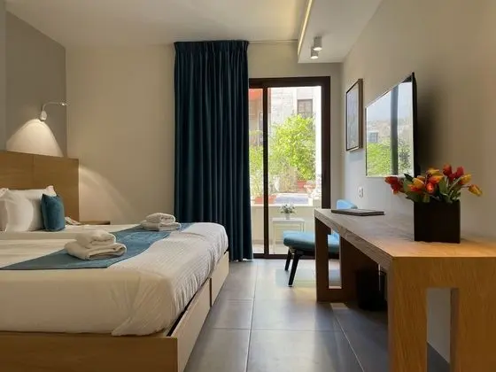 Deluxe Tek Büyük veya İki Ayrı Yataklı Oda