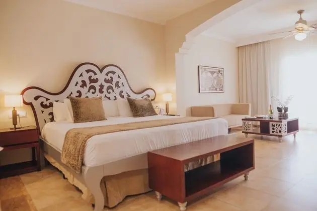 Junior Suite Ocean View with Indoor Jacuzzi