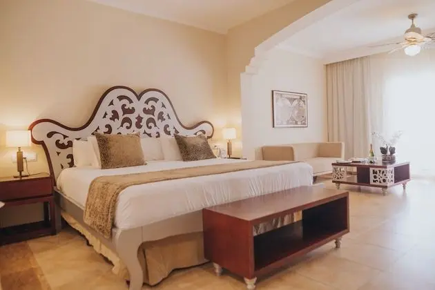 Junior Suite Ocean View with Indoor Jacuzzi